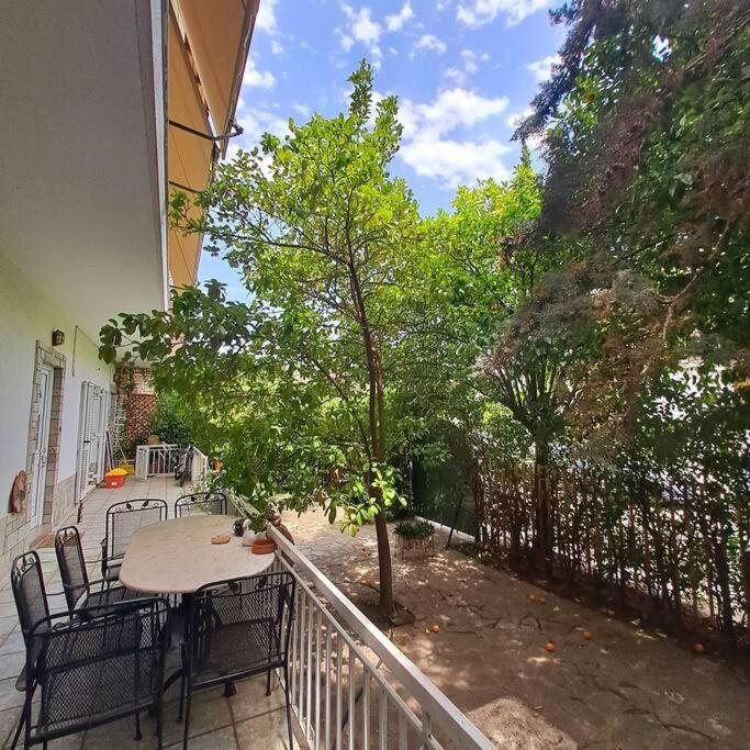20' From The Airport,20' From The Center Of Athens Leilighet Eksteriør bilde